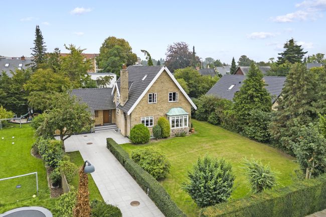 Christiansvej 13, 2920 Charlottenlund